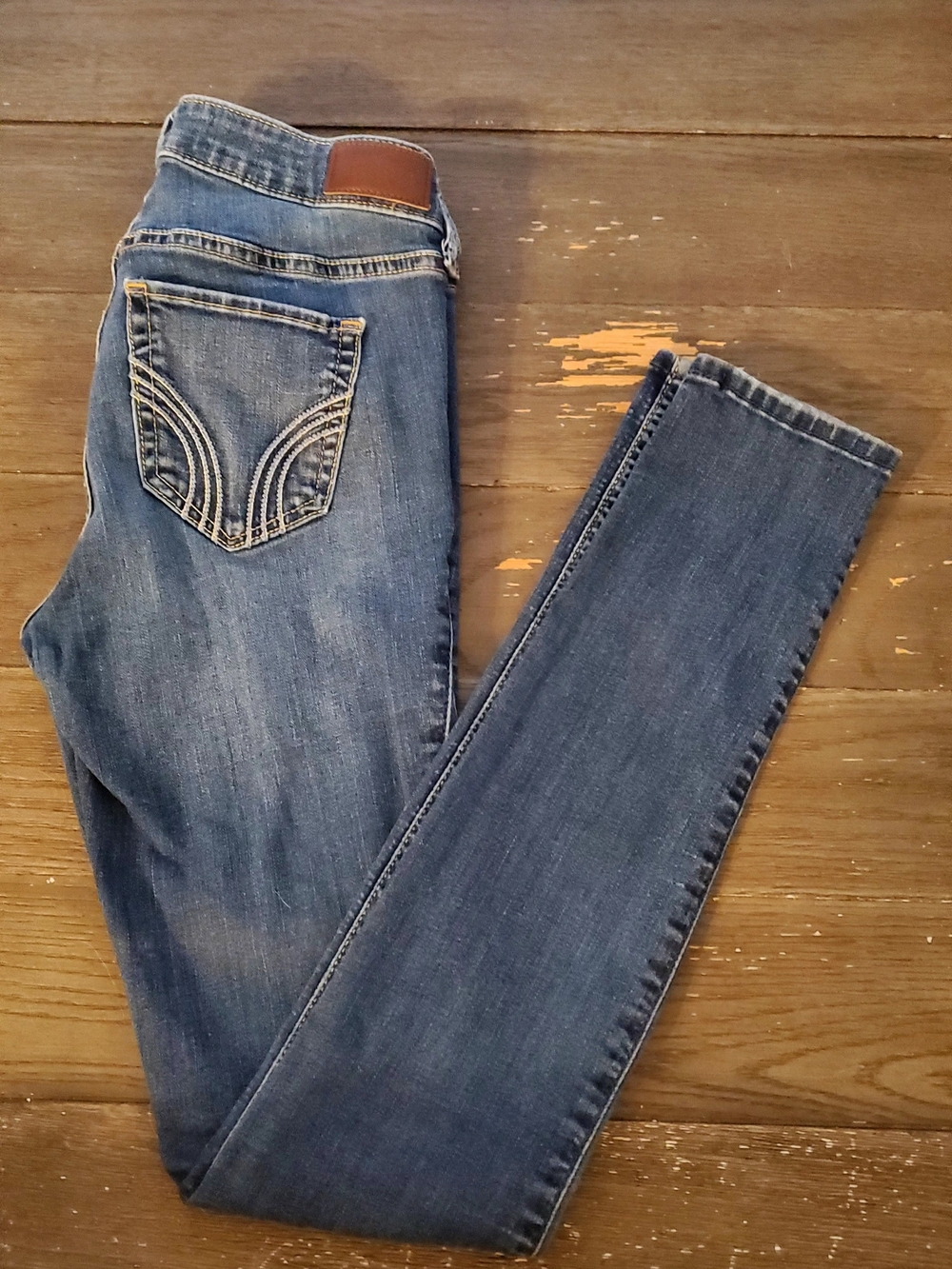 Hollister Women's Medium Blue Skinny Jeans